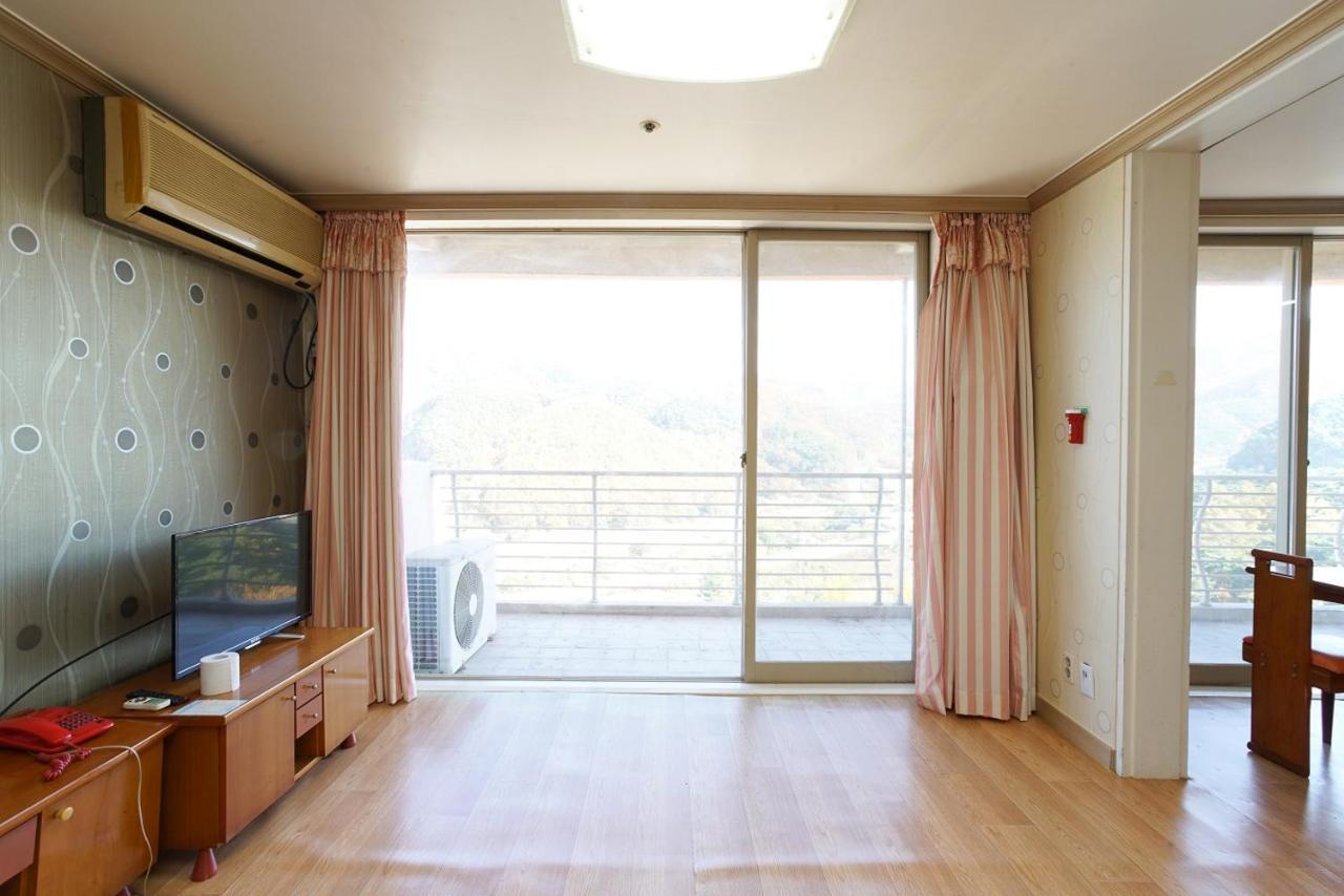 Koresco Chiak Mountain Condominium Hoengseong Esterno foto